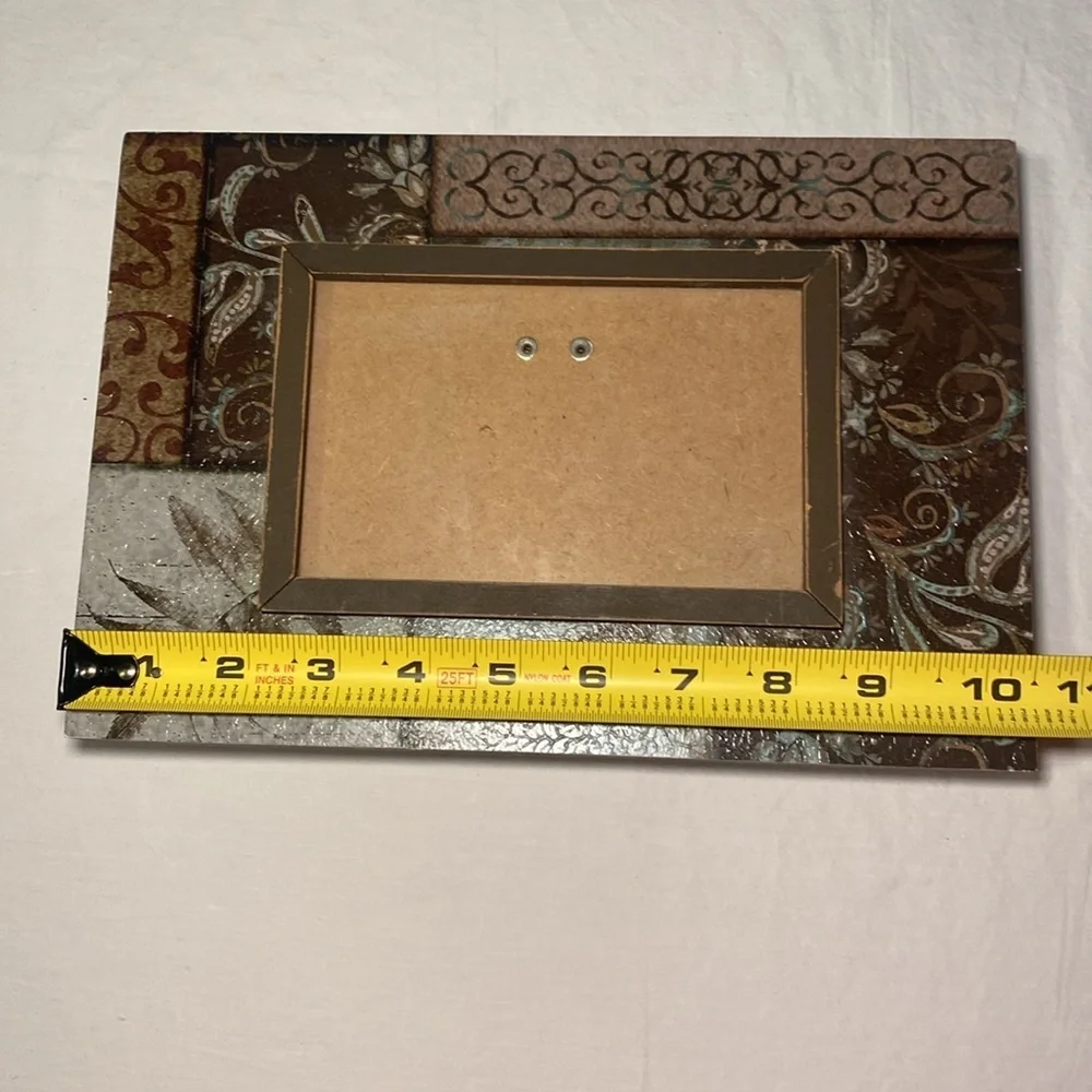 Early 2000s Themed Decorative Horizontal Tabletop Photo Frame 4x6 EUC